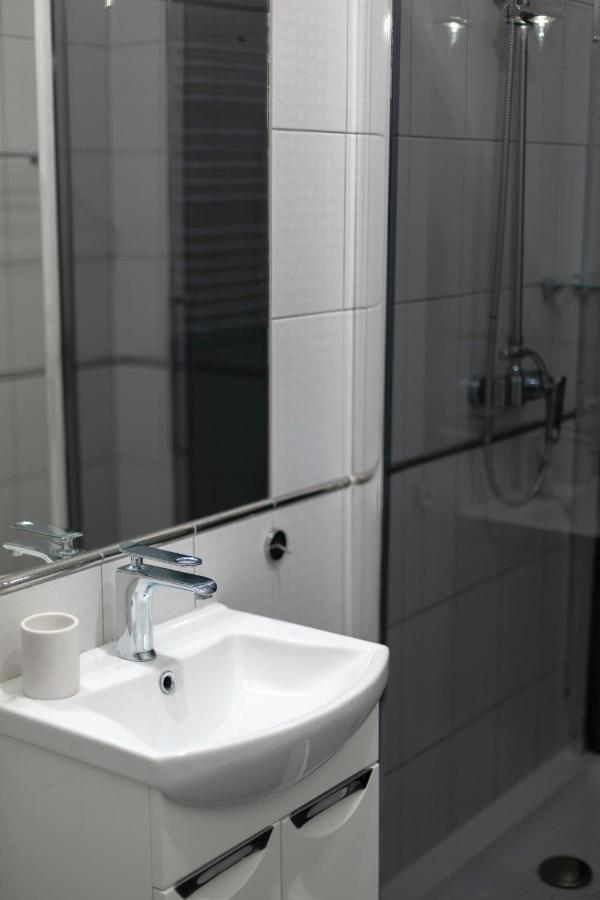 Hotel Aristocrat Czerniowce Zewnętrze zdjęcie