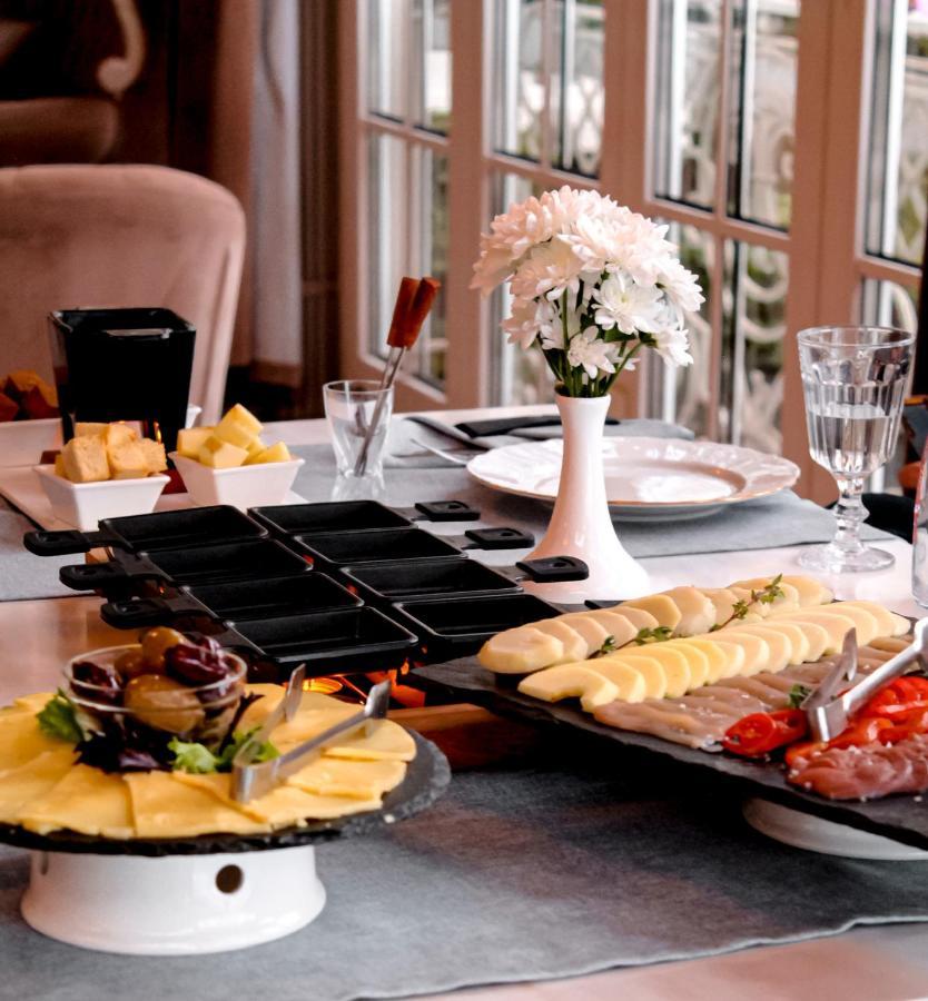 Hotel Aristocrat Czerniowce Zewnętrze zdjęcie